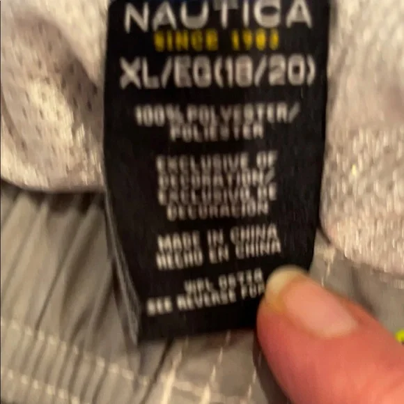 Nautica swim trunks - Picture 3 of 6